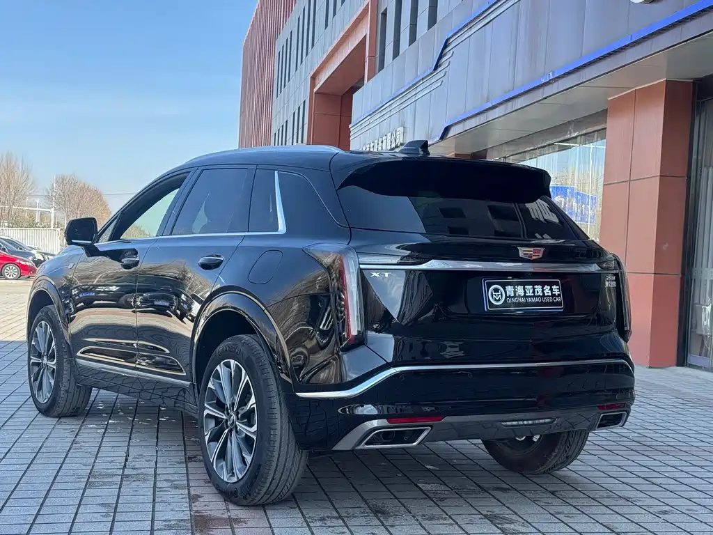 Cadillac XT5 2026 2.0T Metropolis купить на сайте DeffCars