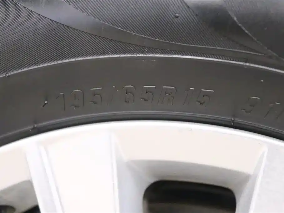 Lavida 2024 1.5L automatic Deyi version купить на сайте DeffCars
