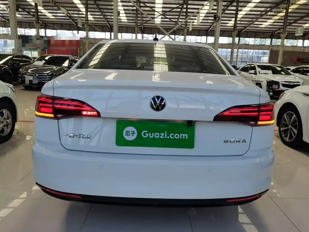 Bora 2021 1.5L Automatic Fashion Smart Connected Edition купить на сайте DeffCars