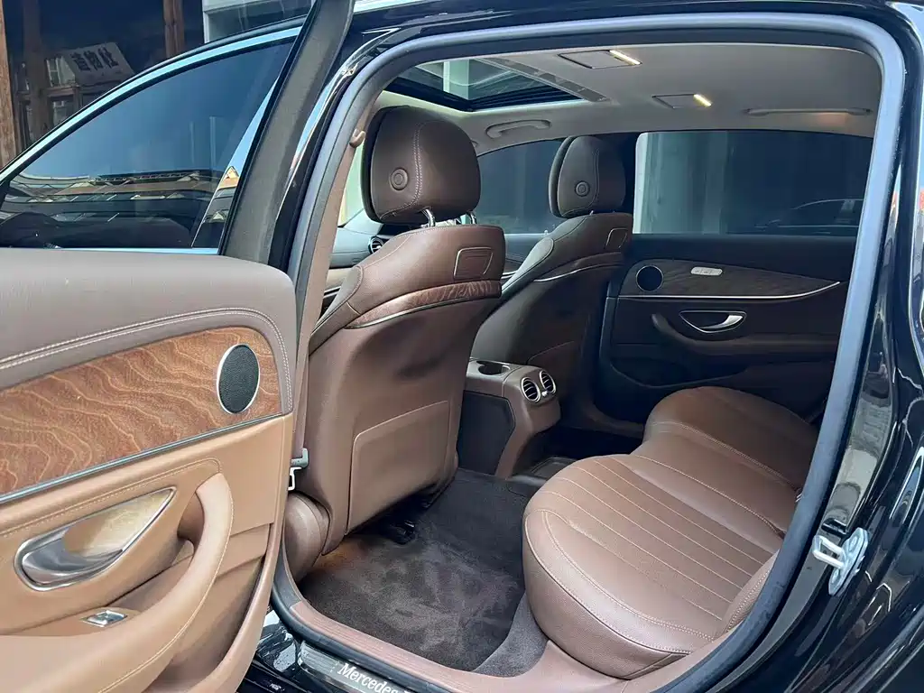 Mercedes-Benz E-Class 2019 E 200 L купить на сайте DeffCars