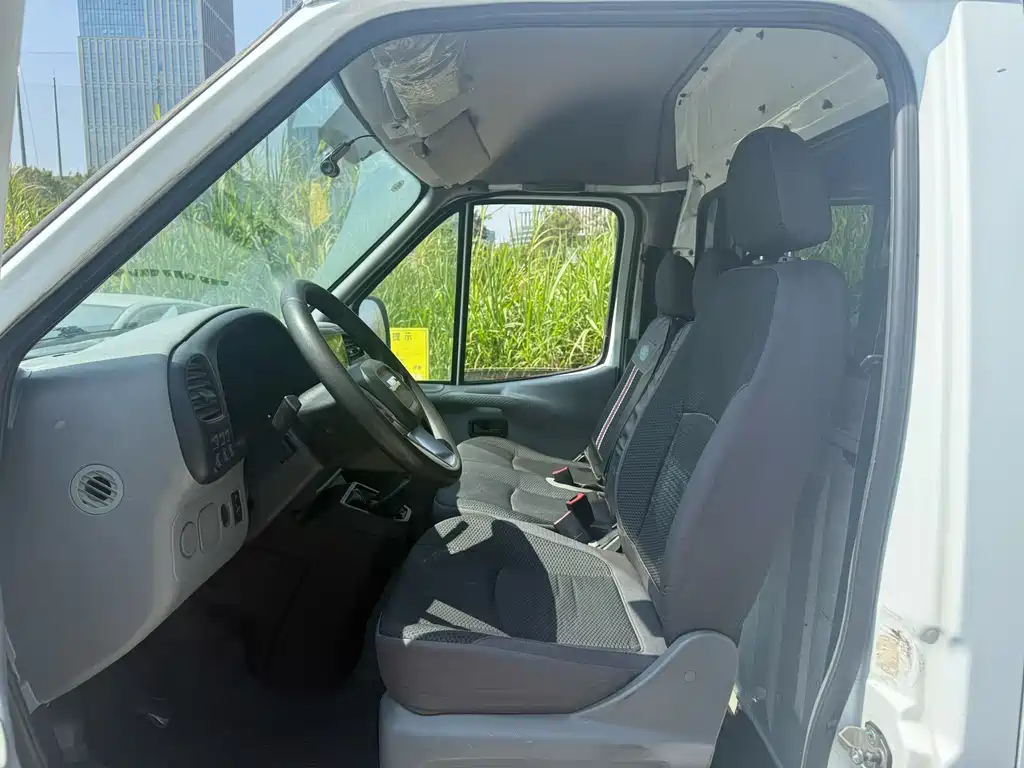 Teshun 2021 2.8T Space King Ordinary Model Short Axis Medium High Roof 3-Seater Diesel National VI JX493 купить на сайте DeffCars