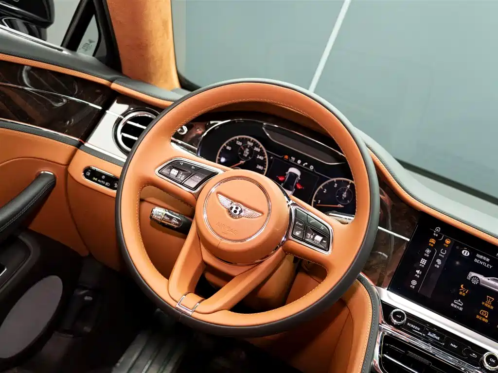 Flying Spur 2022 4.0T V8 Standard Edition купить на сайте DeffCars
