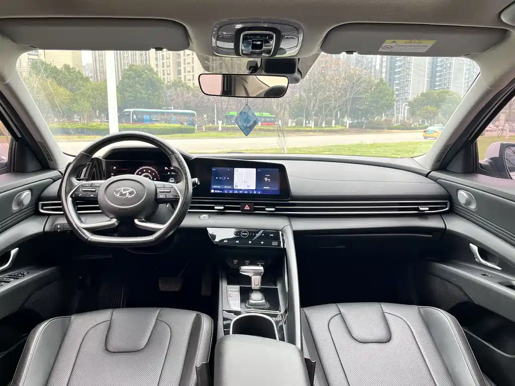 Elantra 2021 1.5L CVT TOP flagship version купить на сайте DeffCars