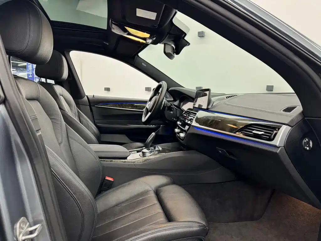BMW 6 Series GT 2020 630i M Sports Package купить на сайте DeffCars
