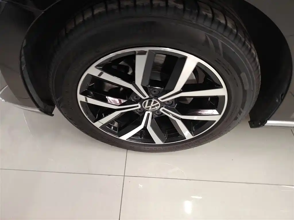 Magotan 2020 330TSI DSG leading model купить на сайте DeffCars