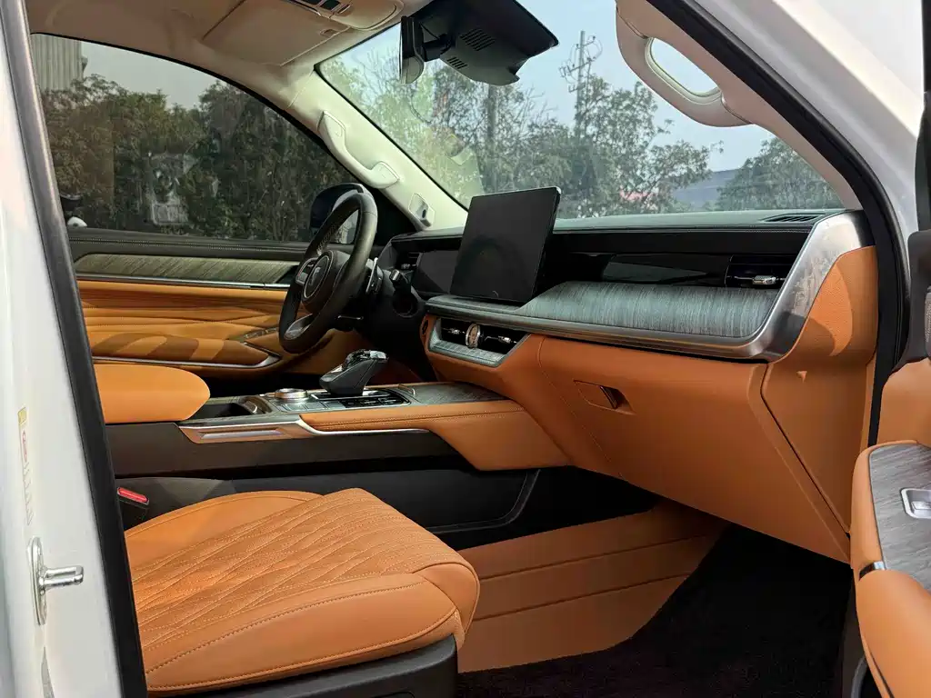 Tank 500 2022 model 3.0T sports version, environment-creating type, 5 seats купить на сайте DeffCars