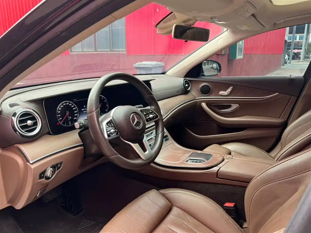 Mercedes-Benz E-Class 2019 E 260 L купить на сайте DeffCars