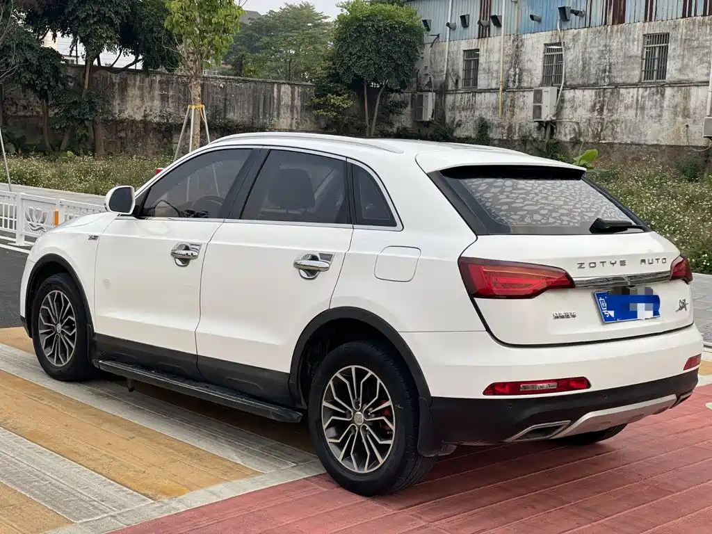 Zotye SR7 2016 1.5T CVTX55 Dream Edition National V купить на сайте DeffCars