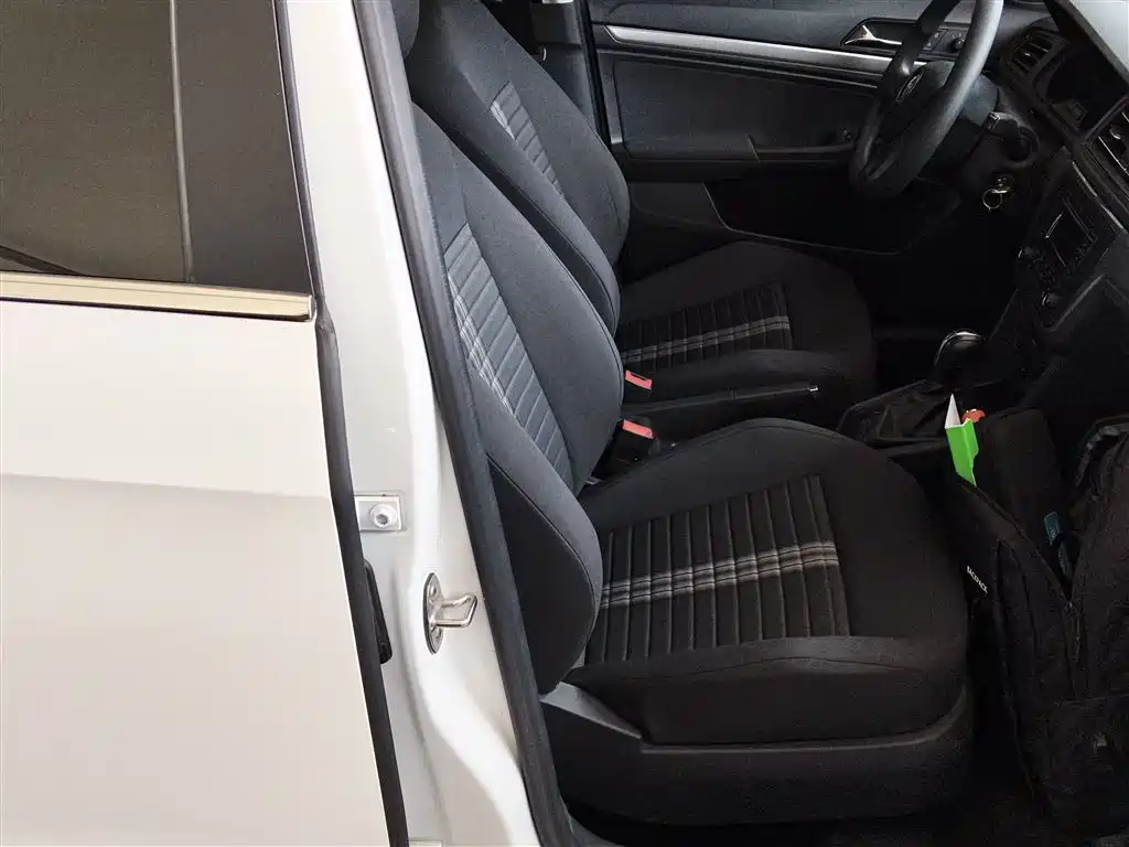 Lavida 2019 Lavida Qihang 1.5L Automatic Fashion Edition National VI купить на сайте DeffCars