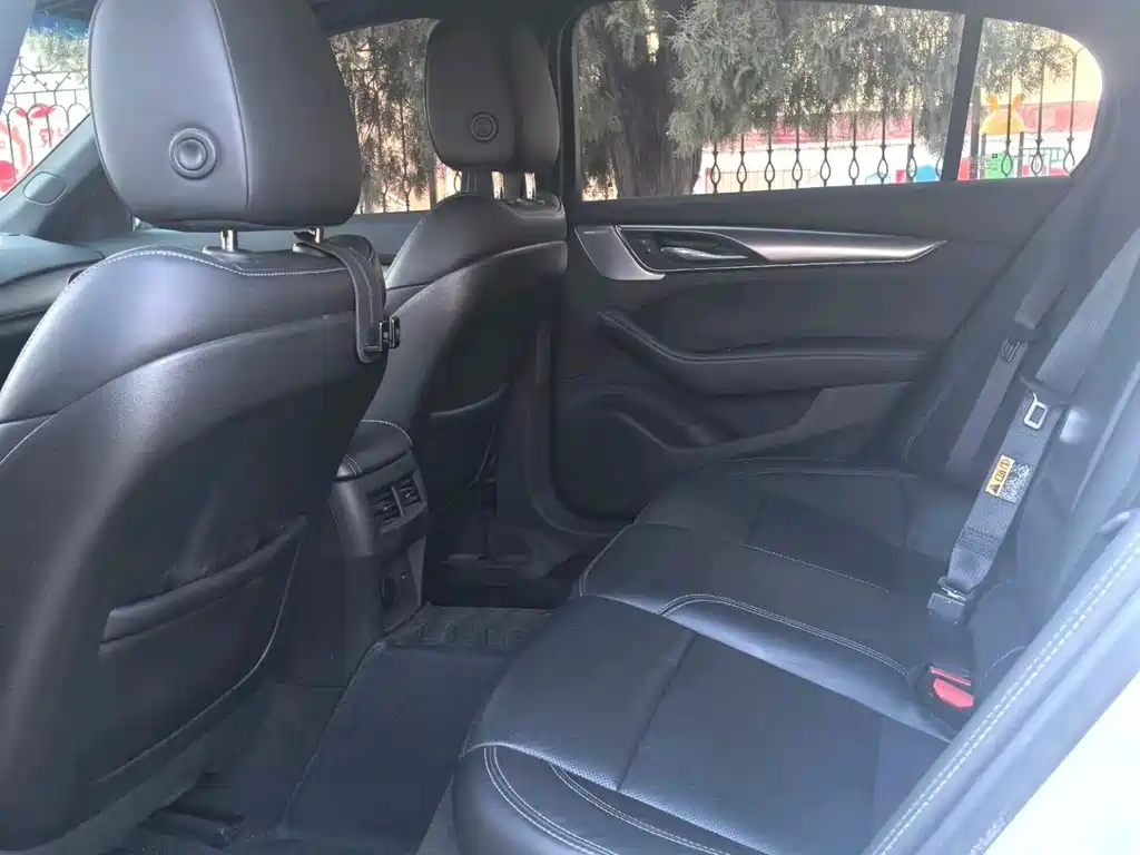 Cadillac CT5 2022 28T luxury model купить на сайте DeffCars