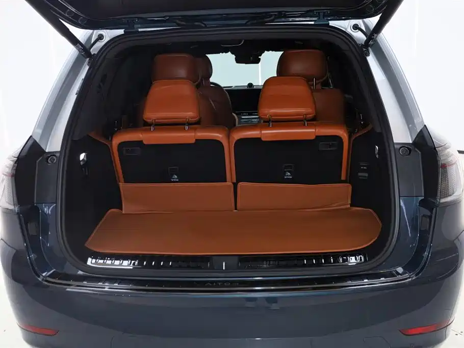 Wenjie M9 2024 extended range Ultra version 42kWh 6-seater version купить на сайте DeffCars