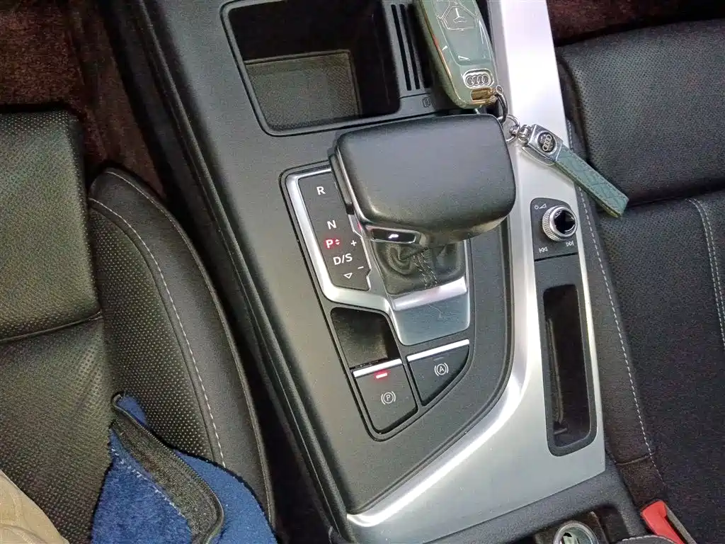 Audi A4L 2020 40 TFSI Fashionable and Dynamic купить на сайте DeffCars