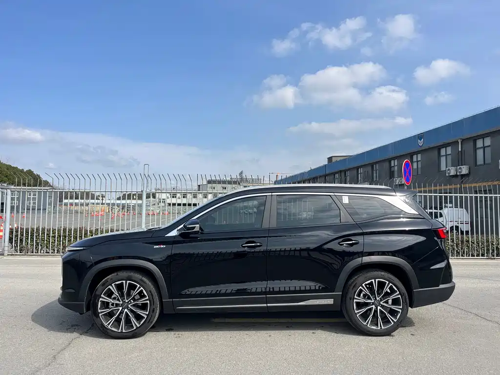 Jietu X90 PRO 2024 2.0T DCT Deluxe Edition 5 seats купить на сайте DeffCars