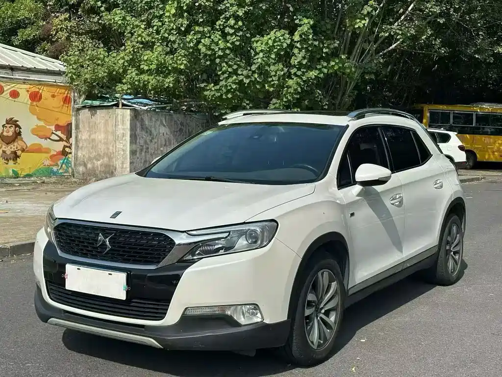 DS 6 2016 1.6T Deluxe Edition THP160 купить на сайте DeffCars
