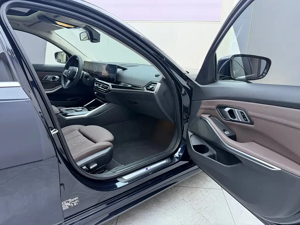 BMW 3 Series 2023 320Li M Sport Kit купить на сайте DeffCars