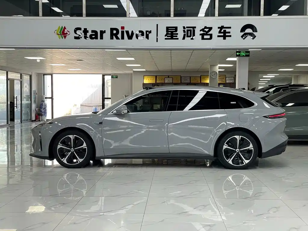 NIO ET5T 2023 75kWh Touring купить на сайте DeffCars