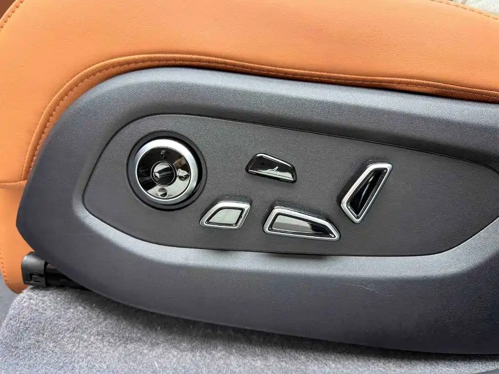 Changan Qiyuan E07 2025 pure electric four-wheel drive 90kWh Dacheng version купить на сайте DeffCars