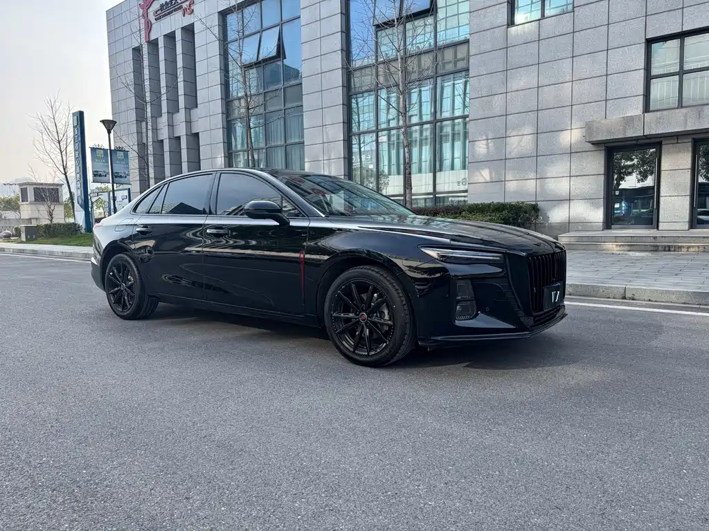 Hongqi H5 2025 1.5T DCT Xuanying Edition купить на сайте DeffCars