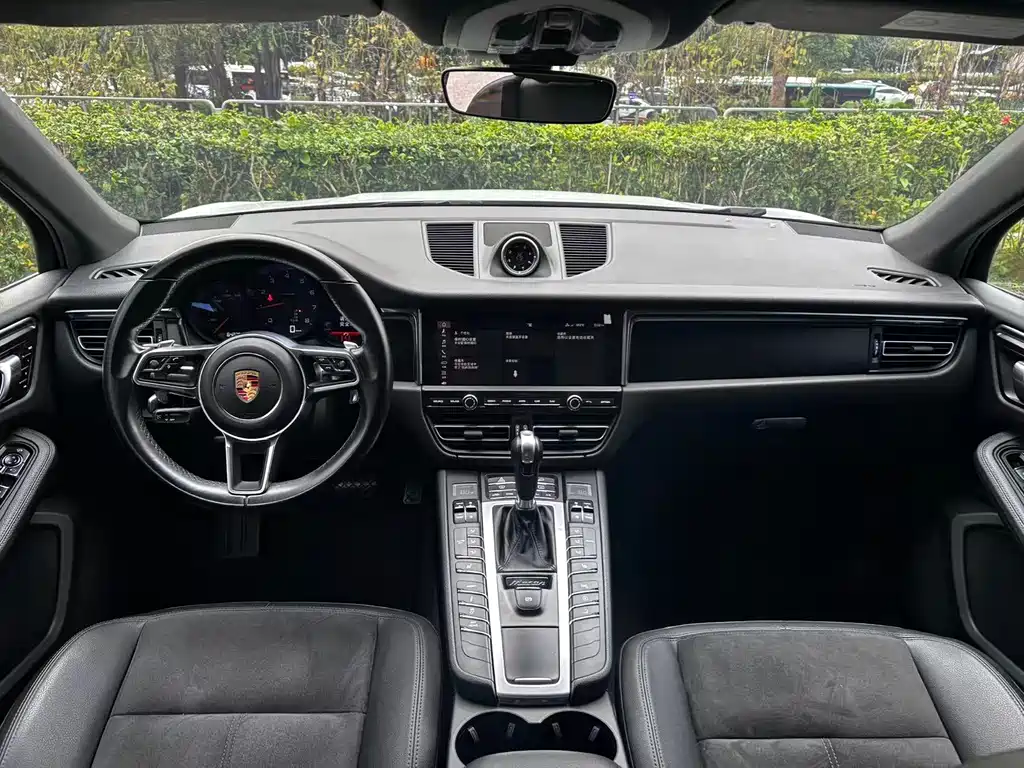 Macan 2018 Macan 2.0T купить на сайте DeffCars