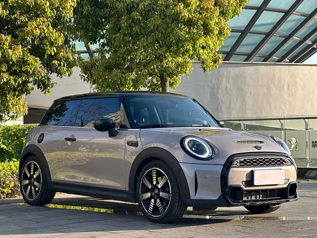 MINI 2023 2.0T COOPER S Artist купить на сайте DeffCars