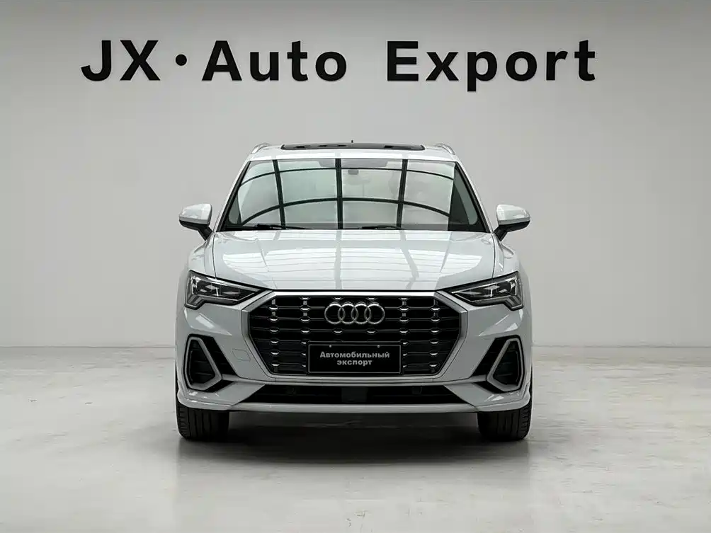 Audi Q3 2022 35 TFSI Fashionable and Dynamic купить на сайте DeffCars