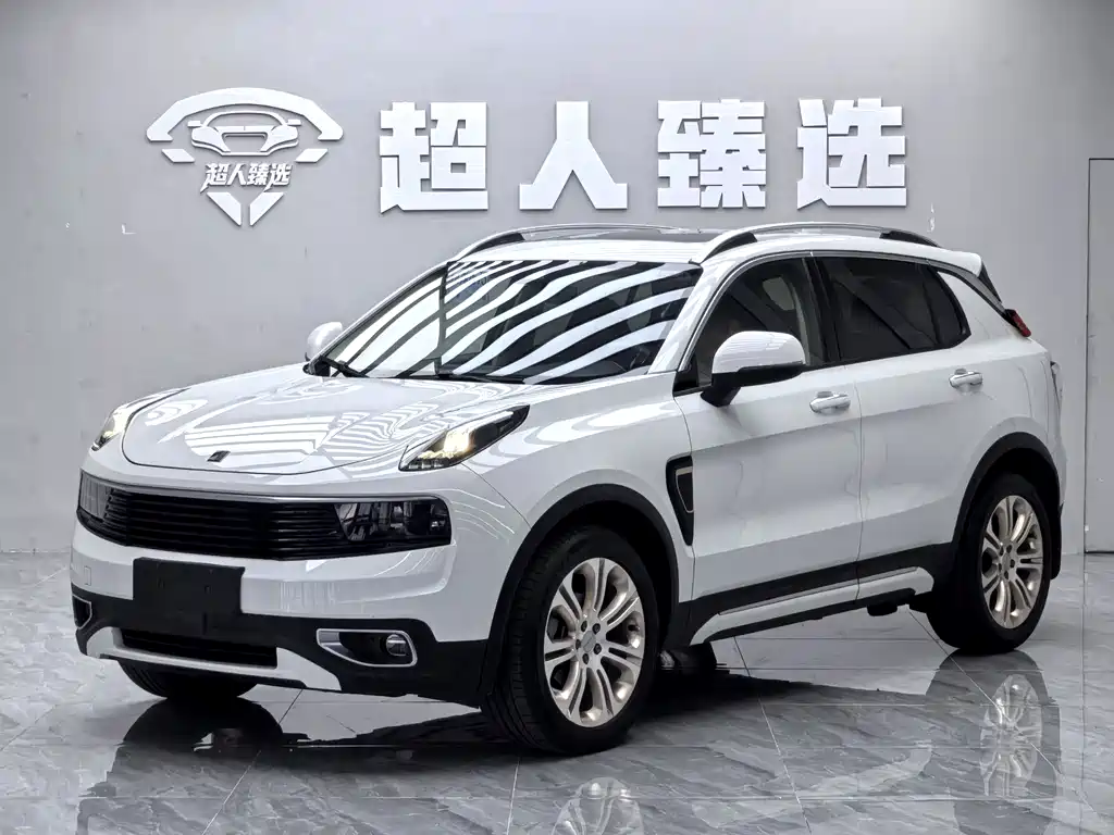 Lynk & Co 01 2017 2.0T two-wheel drive Pro version купить на сайте DeffCars