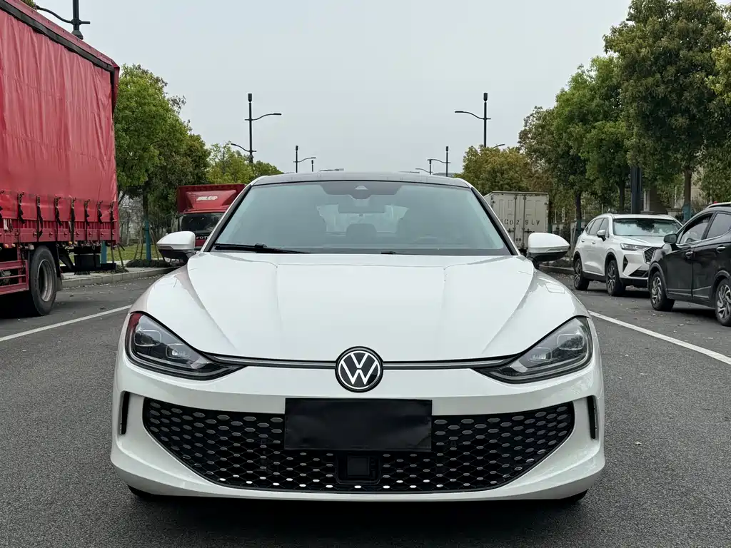 Lingdu 2023 Lingdu L 280TSI DSG Hot Edition купить на сайте DeffCars