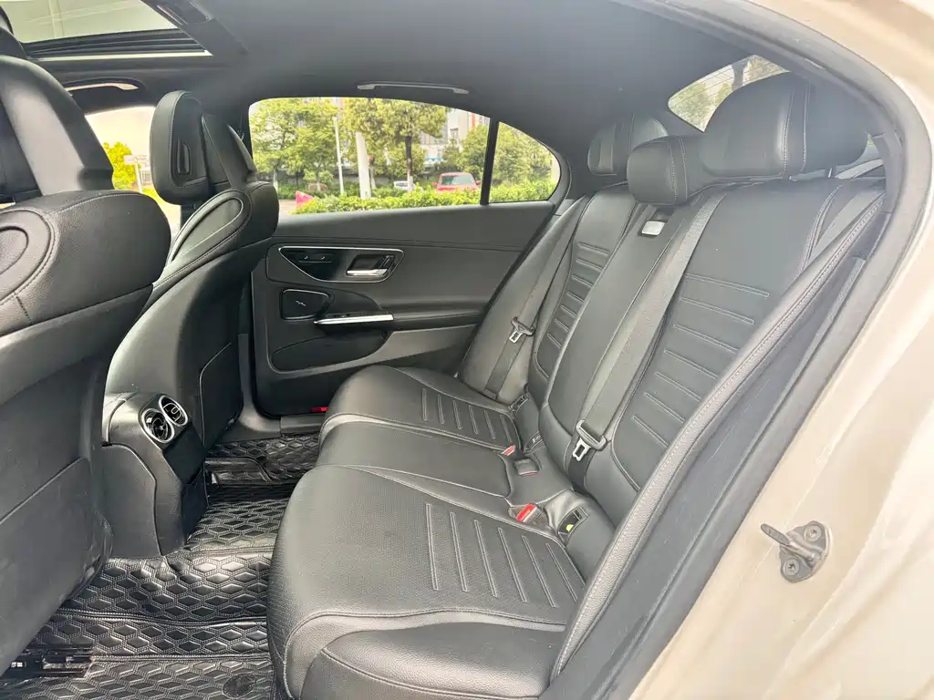Mercedes-Benz C-Class 2022 C 200 L Sports Edition купить на сайте DeffCars