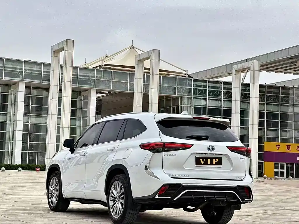 Highlander 2023 2.5L smart electric hybrid dual-engine four-wheel drive luxury version 7 seats купить на сайте DeffCars
