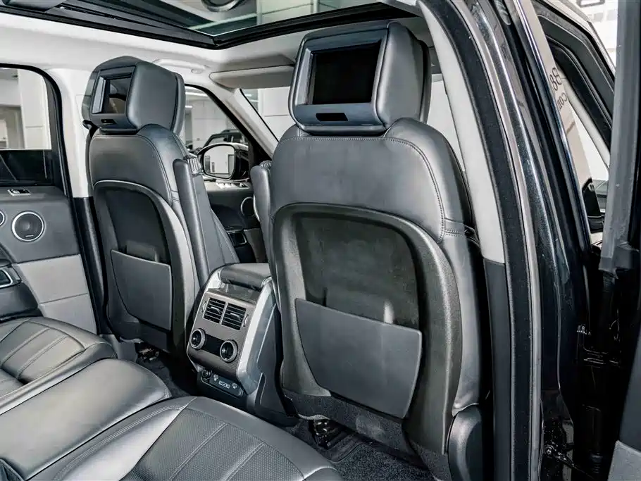 Range Rover Sport 2018 3.0 SC V6 HSE DYNAMIC купить на сайте DeffCars