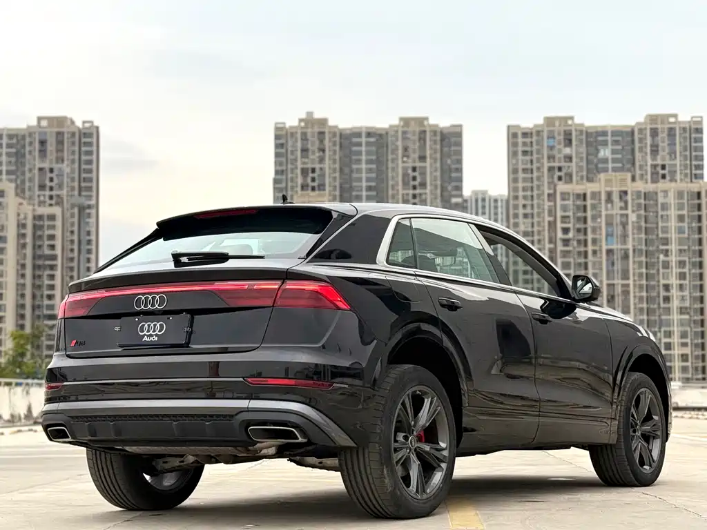 Audi Q8 2024 55 TFSI luxury and dynamic model купить на сайте DeffCars