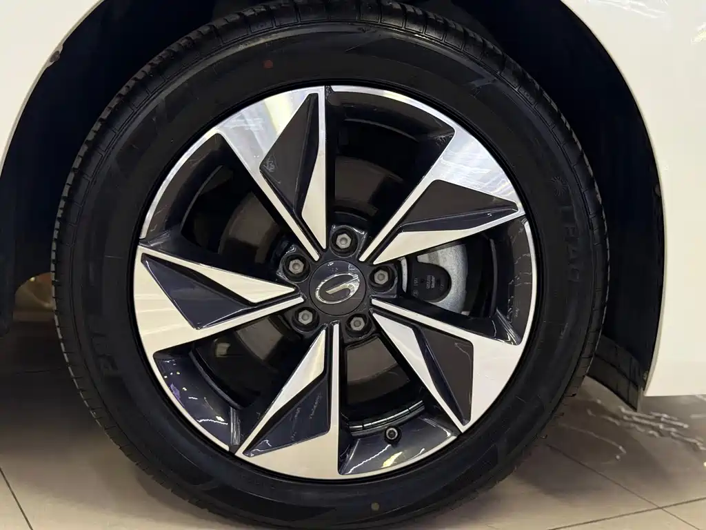 Trumpchi M6 2021 PRO 270T DCT Deluxe Edition купить на сайте DeffCars