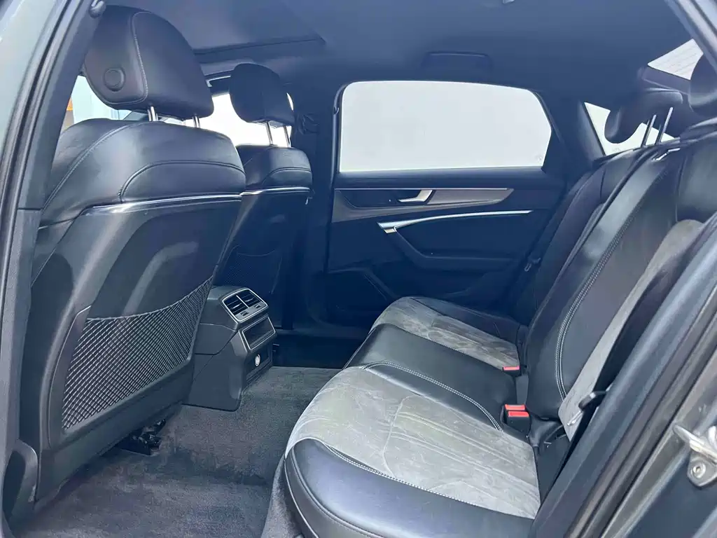 Audi A6L 2022 40 TFSI luxury and dynamic model купить на сайте DeffCars