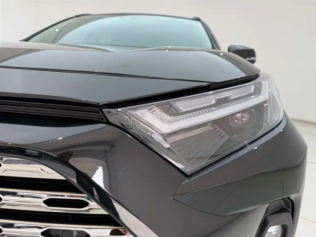 RAV4 Rongfang 2023 2.0L CVT two-wheel drive fashion Plus version купить на сайте DeffCars