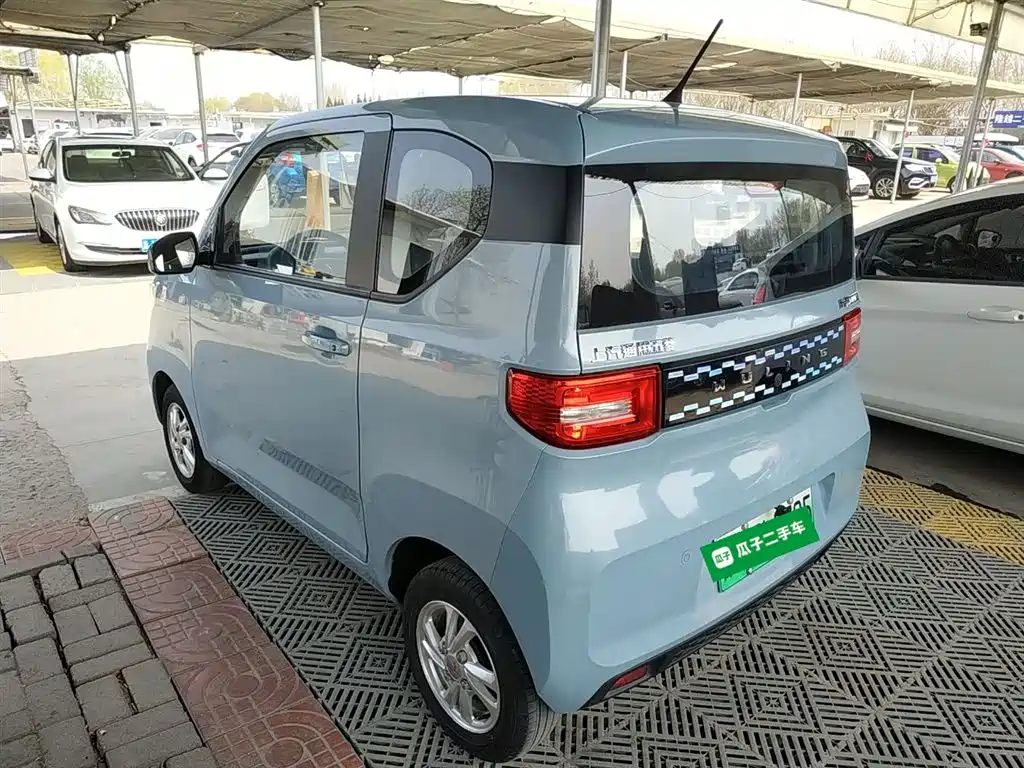Hongguang MINIEV 2020 Free Model Lithium Iron Phosphate купить на сайте DeffCars