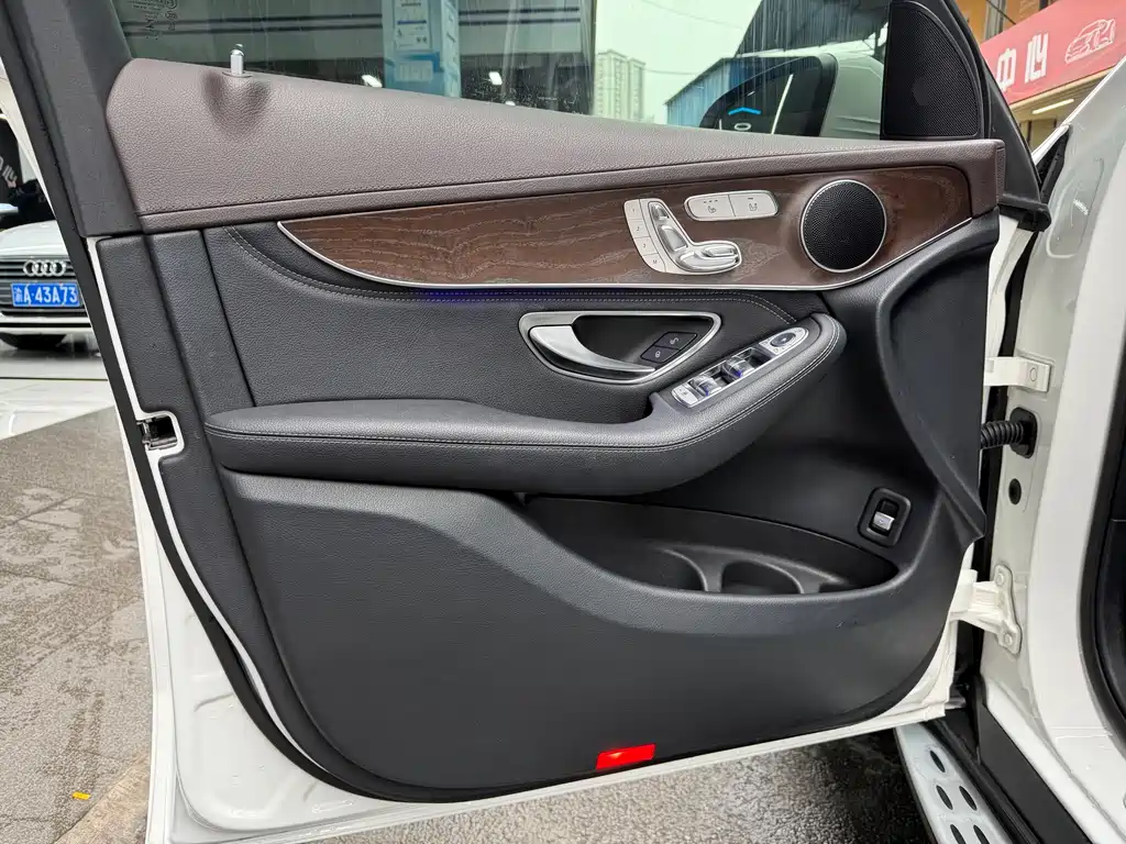 Mercedes-Benz GLC 2020 facelift GLC 300 L 4MATIC dynamic купить на сайте DeffCars