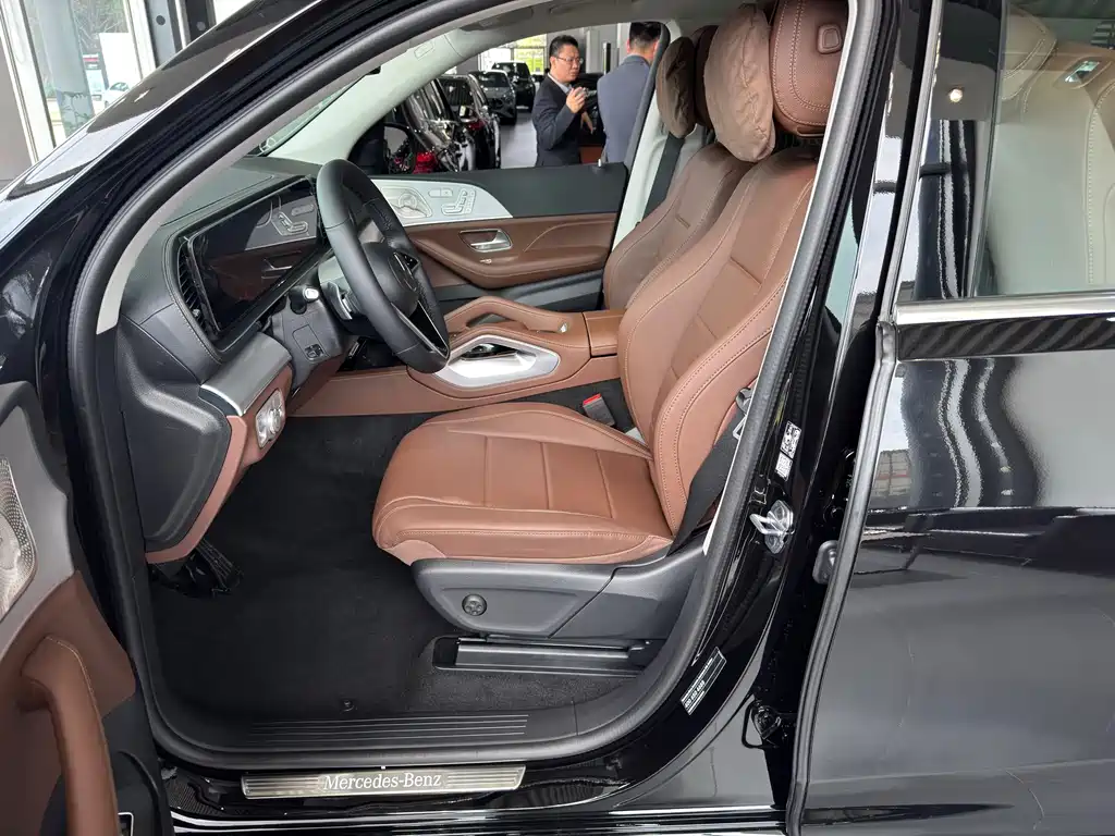 Mercedes-Benz GLS 2025 GLS 450 4MATIC Dynamic купить на сайте DeffCars