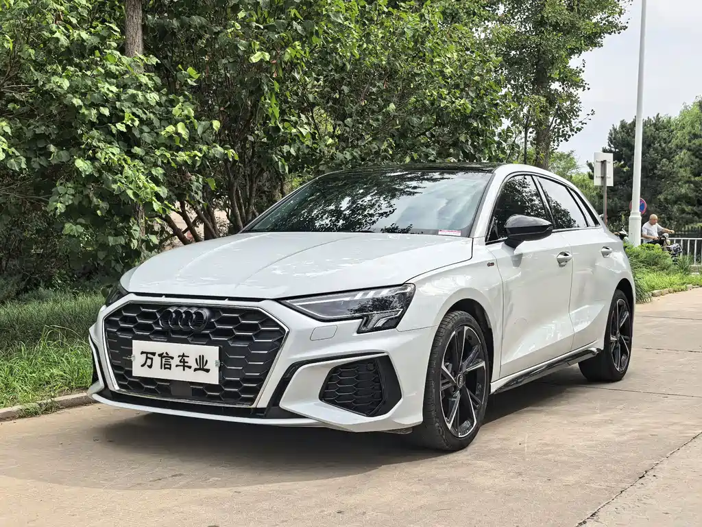 Audi A3 2023 Sportback 35 TFSI stylish and sporty купить на сайте DeffCars