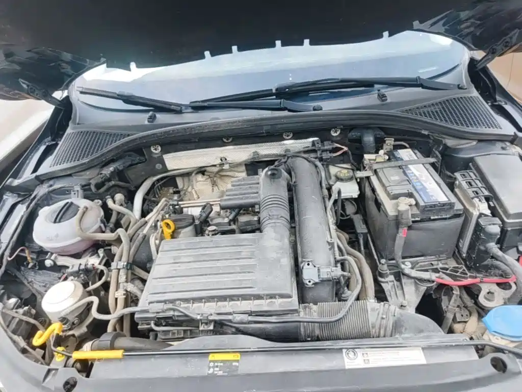 Octavia 2019 TSI230 DSGSenova Zhixing Deluxe Edition China VI купить на сайте DeffCars
