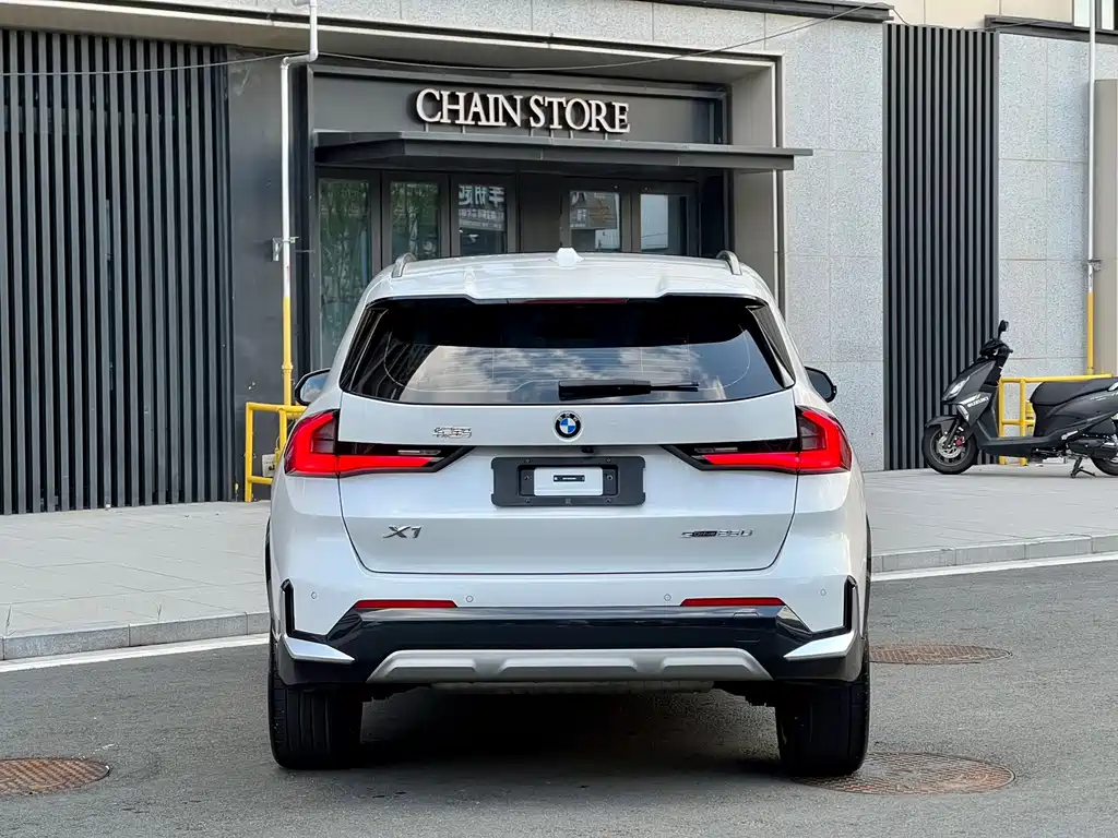 BMW X1 2024 sDrive25Li X Design Package купить на сайте DeffCars