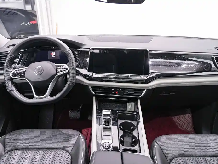 Touron 2022 380TSI four-wheel drive luxury version купить на сайте DeffCars