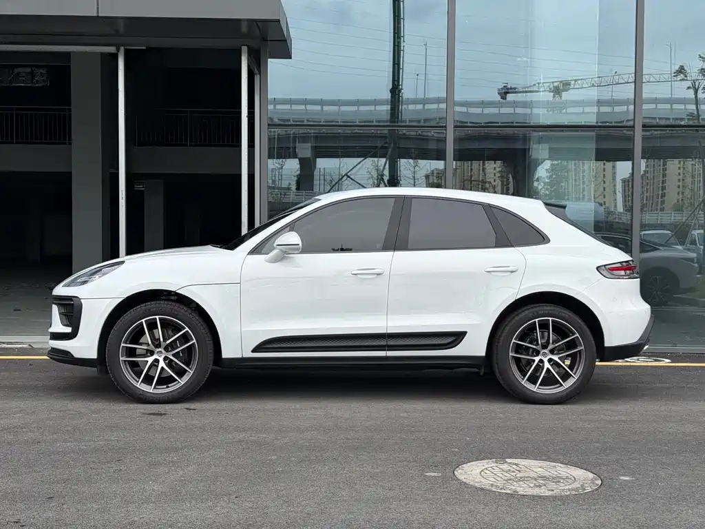 Macan 2025 Macan 2.0T Dream Edition купить на сайте DeffCars