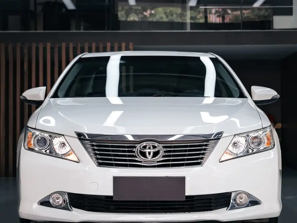 Camry 2013 200G Classic Deluxe Edition купить на сайте DeffCars