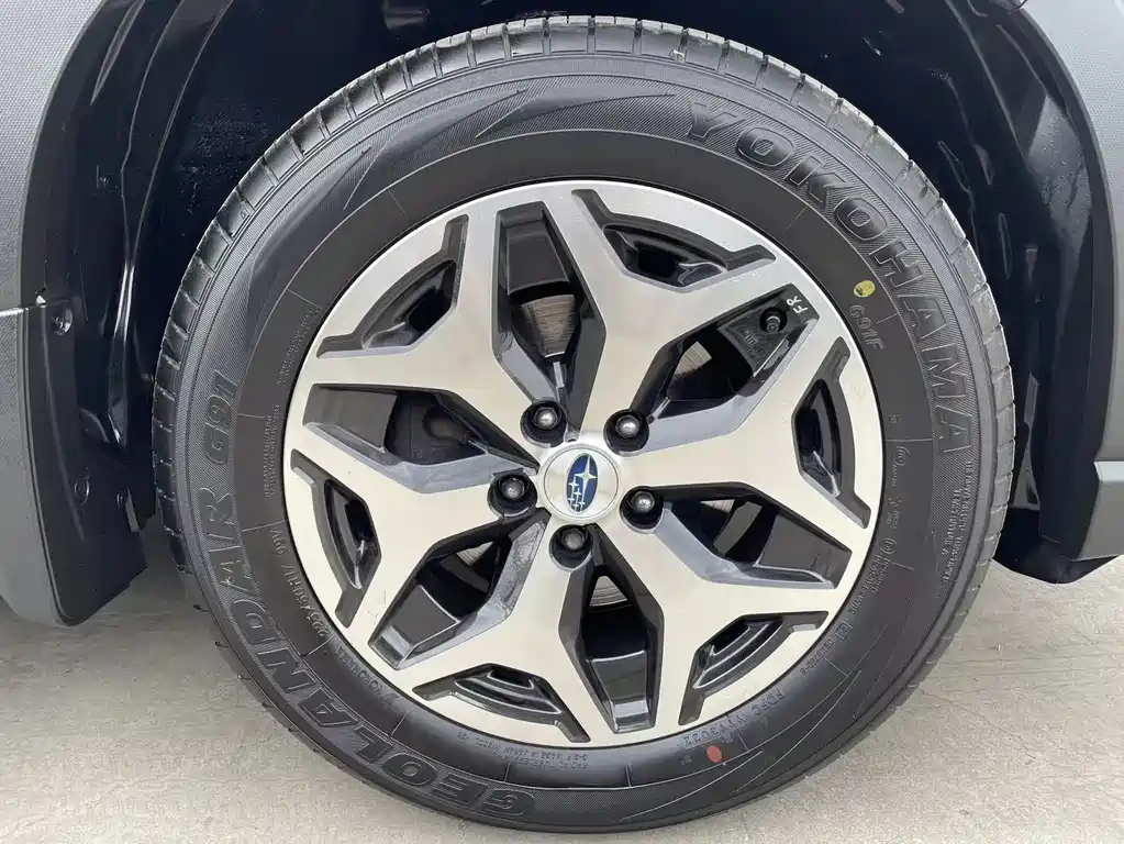 Forester 2022 2.0i AWD Deluxe Edition EyeSight купить на сайте DeffCars