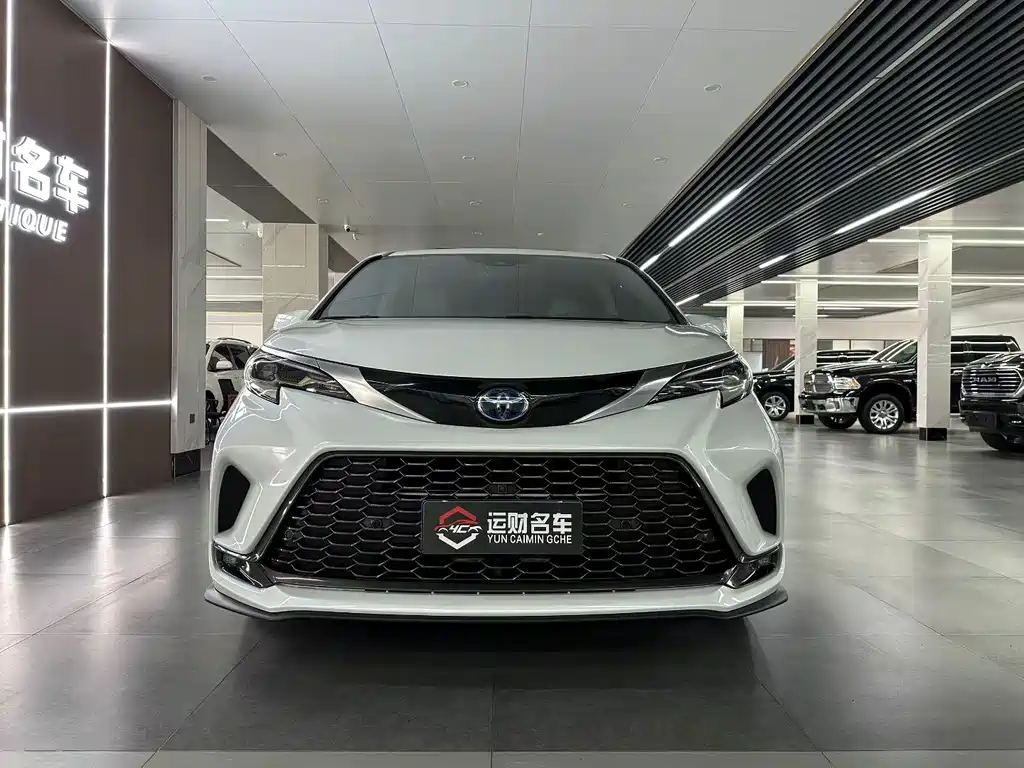 Grevia 2023 2.5L Hybrid Premium PLUS Edition купить на сайте DeffCars