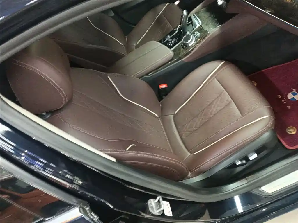 BMW 5 Series 2021 525Li Luxury Package купить на сайте DeffCars