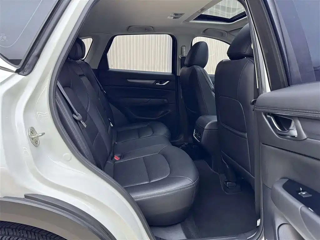 Mazda CX-5 2024 2.0L automatic two-wheel drive smart model купить на сайте DeffCars