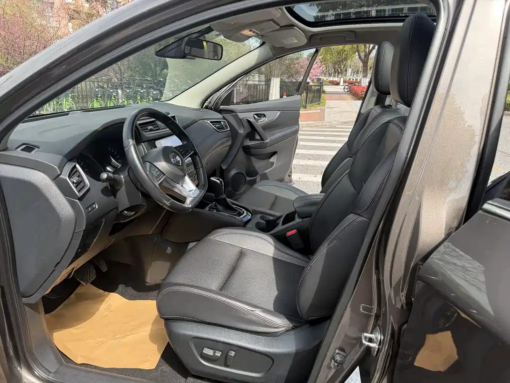 Qashqai 2019 2.0L CVT Deluxe Edition купить на сайте DeffCars