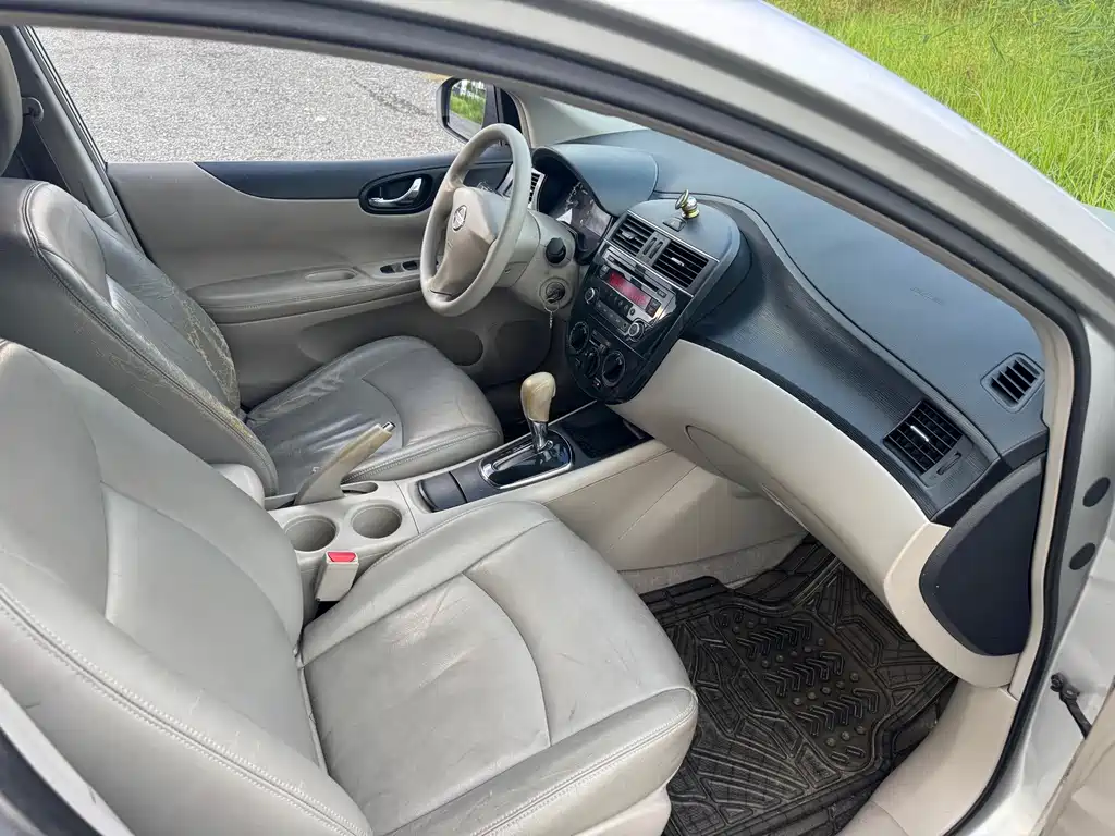 Tiida 2011 1.6L CVT comfort model купить на сайте DeffCars