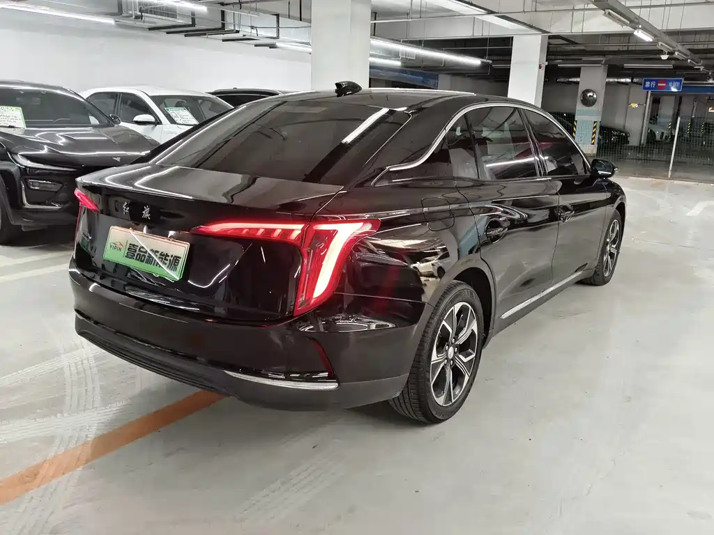 Hongqi E-QM5 2021 Charging Flagship Edition купить на сайте DeffCars